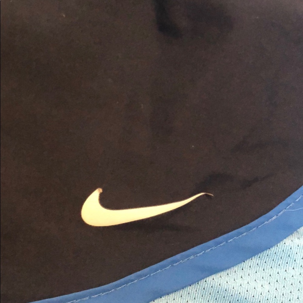 ‼️SOLD‼️Nike Bundle - Picture 3 of 5